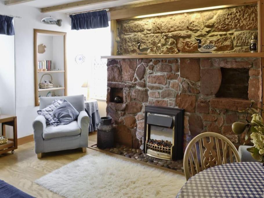 Fisherman'S Cottage In Pennan エクステリア 写真