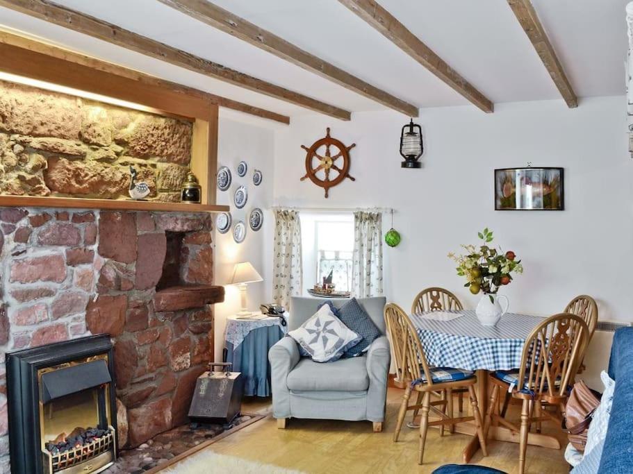 Fisherman'S Cottage In Pennan エクステリア 写真